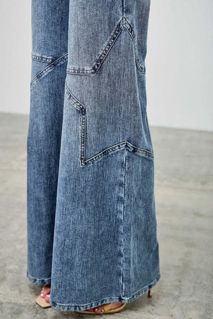 High rise wide leg plus size jeans relaxed fit - detail view of pant legs