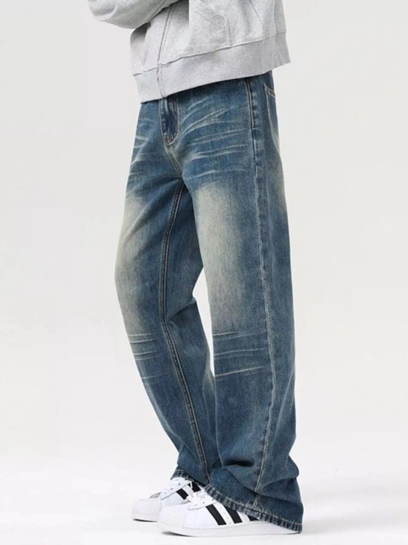 Men’s denim pants – relaxed vintage wash style